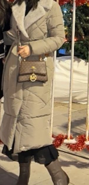 Продоется пальто