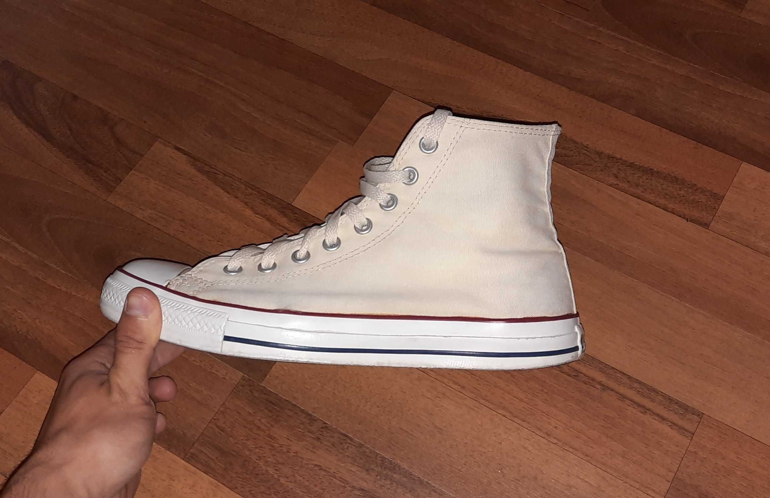 Converse Chuck Taylor