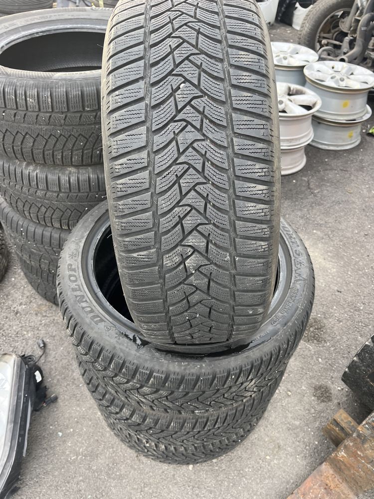 Гуми 225 45 18 Dunlop