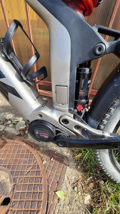 Bicicletă electrică Trek 625w 2022 - 530km