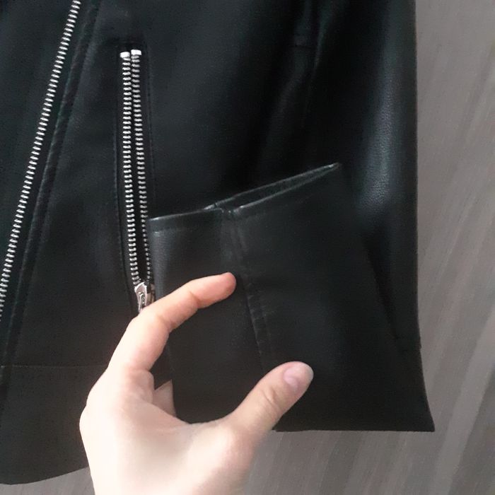 Geaca neagra piele ecologica