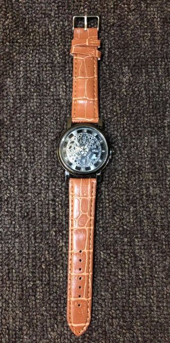 Мъжки часовник прозрачен циферблат