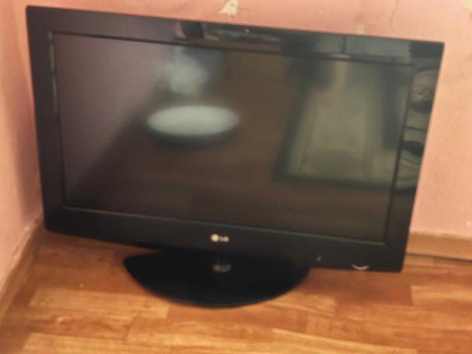 Телевизор LG за 40тыс тг
