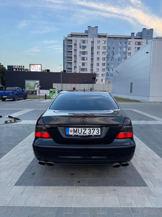 Mercedes w211 320cdi V6 AMG pak!