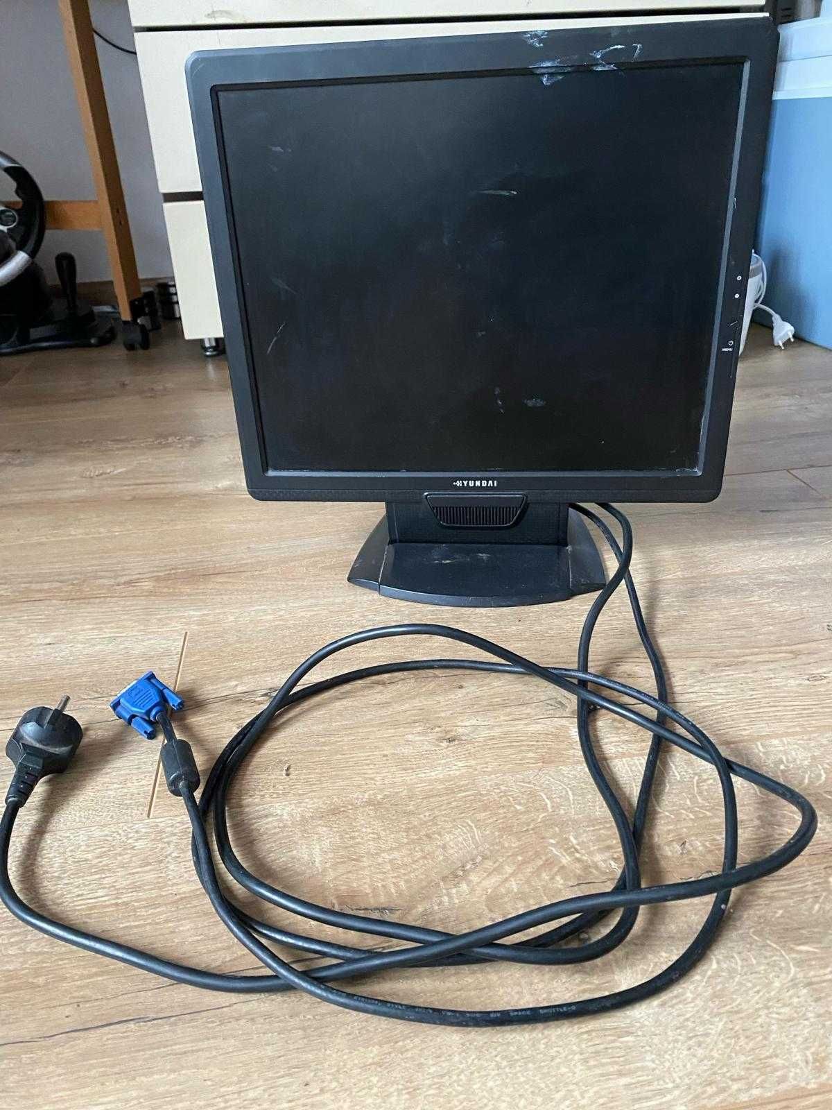 monitor Hyundai X71S (accesorii incluse: cablu alimentare și cabluVGA)