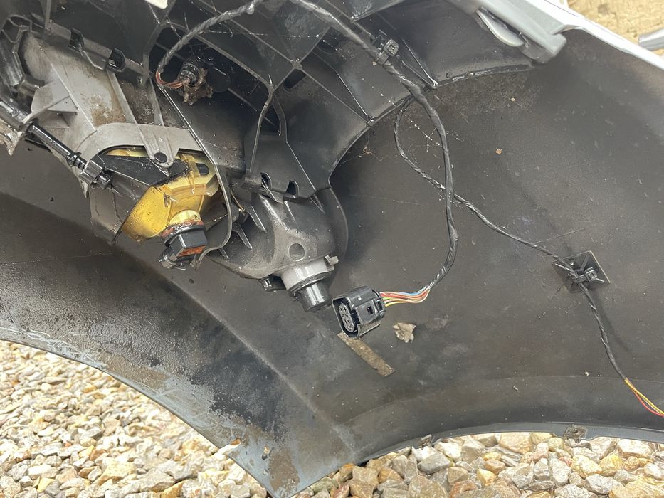 Предна броня за Skoda Superb 2