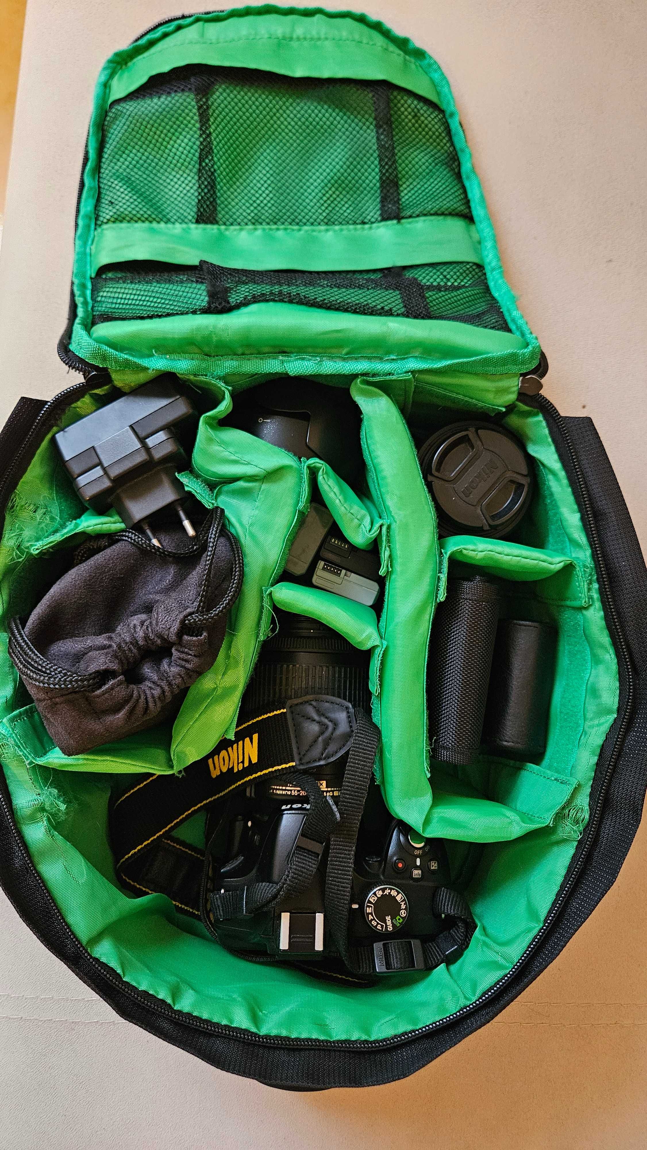 Nikkon D3200 3 обектива + 3 батерии и още.