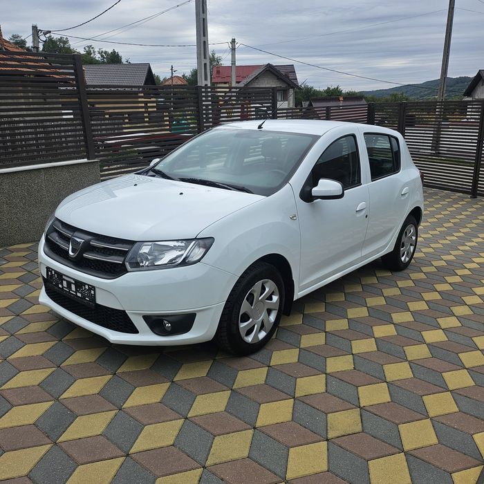 Vând Dacia Sandero