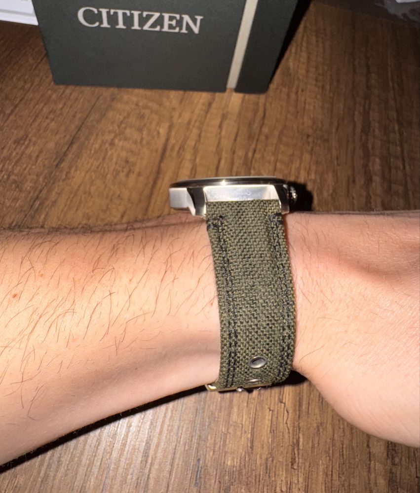 CITIZEN соларен с ден/дата BM8470-11EE