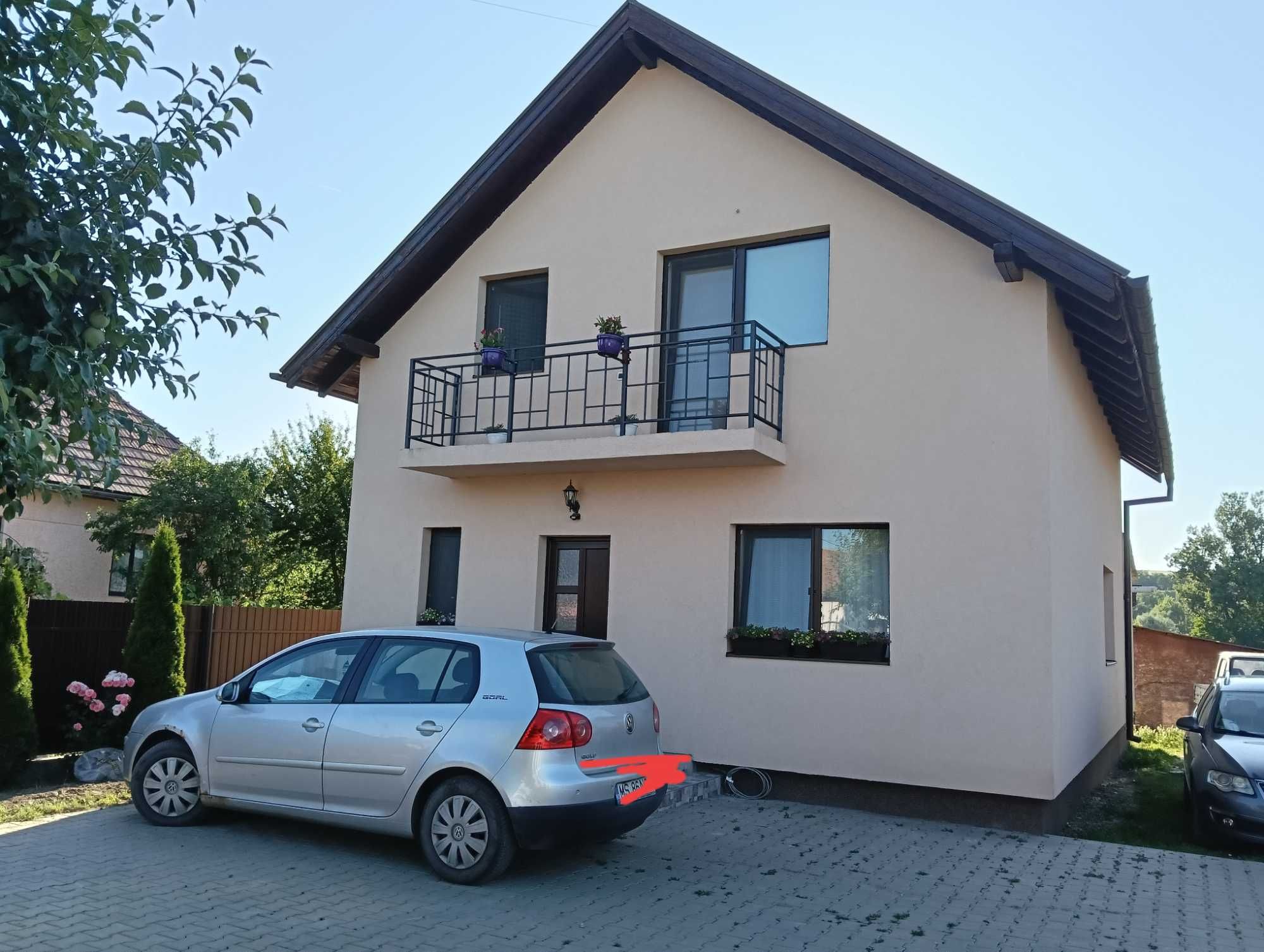 Casa mansardata,Ungheni