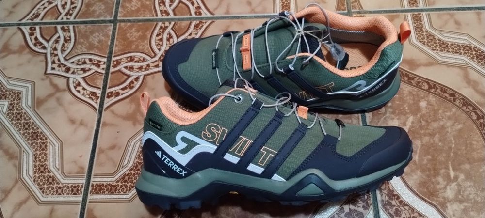 Adidas Terrex Goretex,originali,42 cu 26.5 cm!!