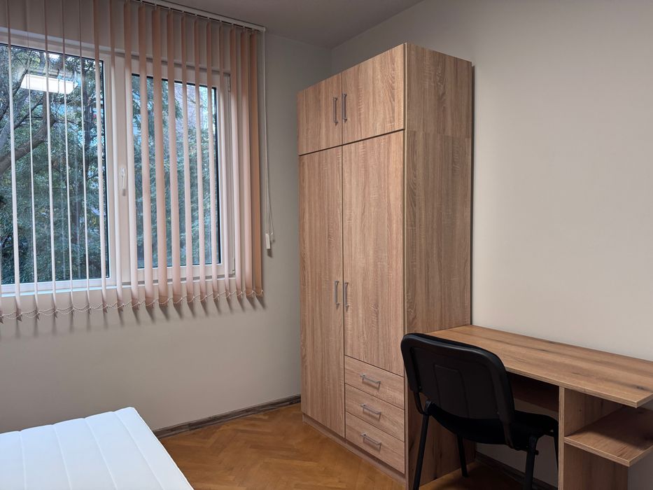 Дава се под наем Тристаен апартамент в Пловдив, Център - 90 кв.м за 680 € - Снимка #8