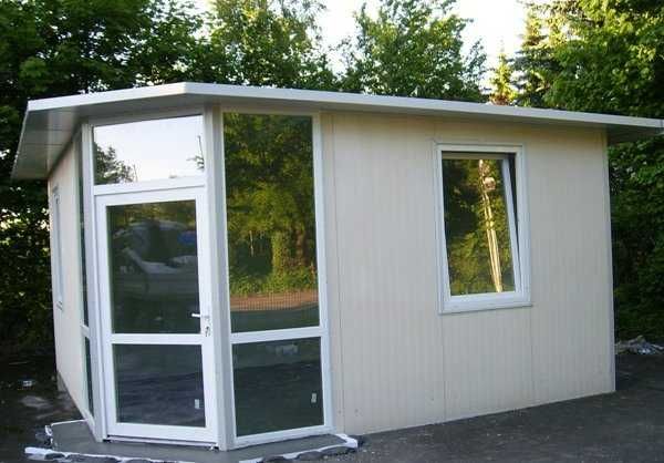 Casa modulara si garaje auto pe structura metalica si panou sandwich