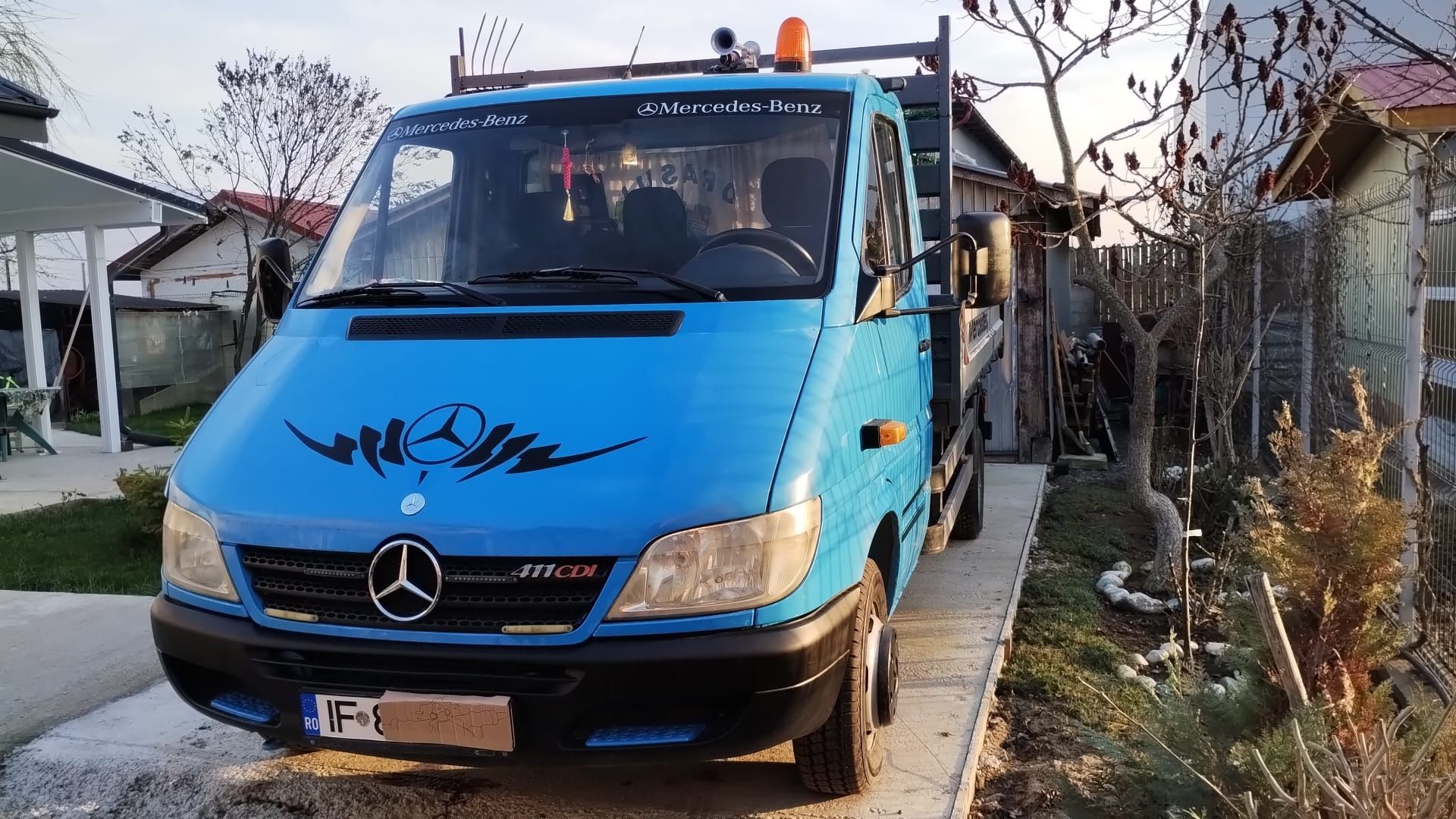 Vând Mercedes -Sprinter Basculabilă