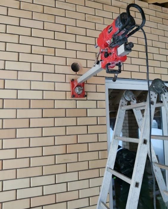 Сантехник Бетон бузиш тешик тешиш хамда битон кесиш