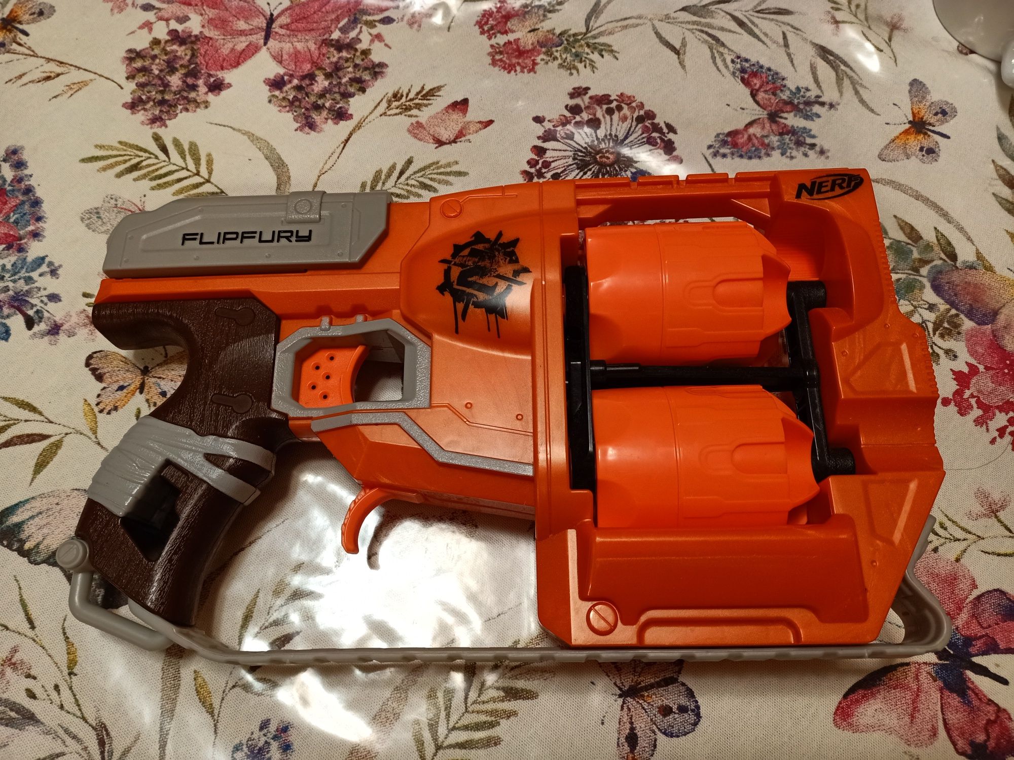 Бластер Nerf flipfury