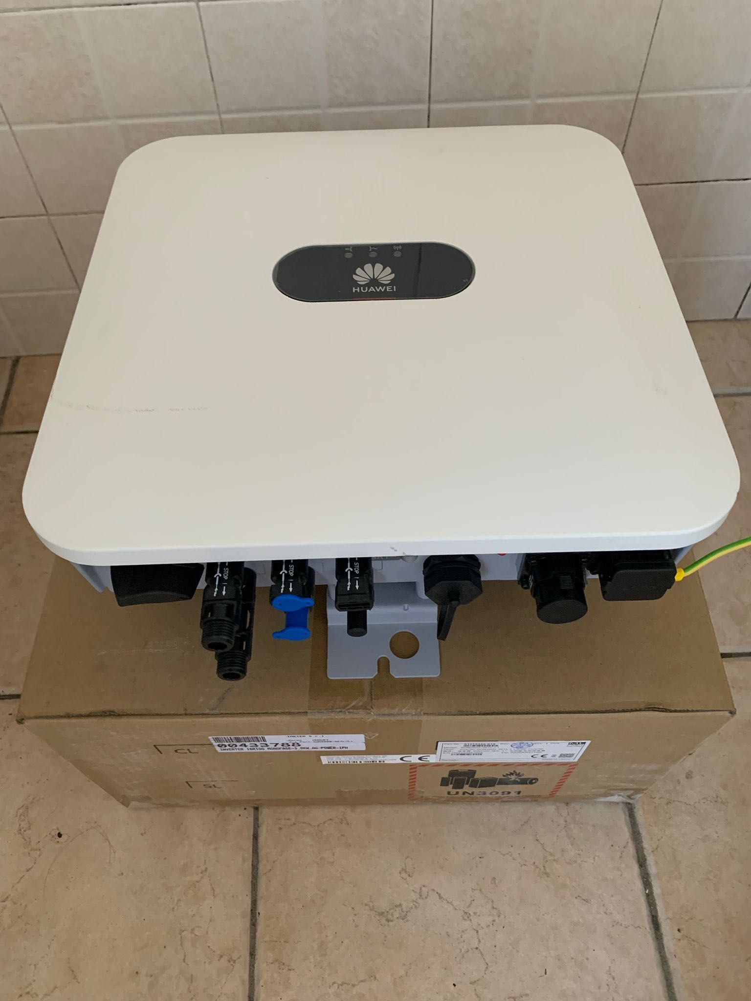 Kit Invertor +  Power Modul + Baterie 5kW Huawei LUNA2000  - Noi!