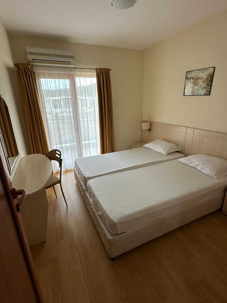 Продава се Двустаен апартамент в Созопол - 58 кв.м за 990 €/кв.м - Снимка #3