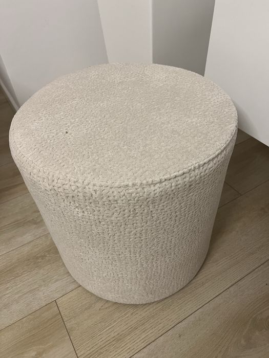 Coltar crem plusat extensibil +masuta+ taburet