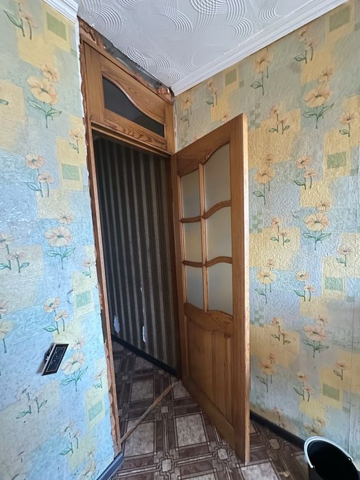 Продам двери б/у