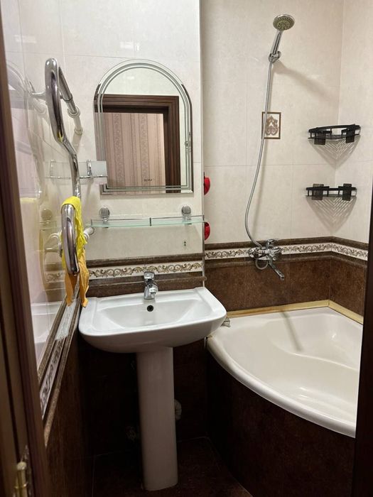 Юнусабад 12 4/3/5 балкон 2х6 ремонт