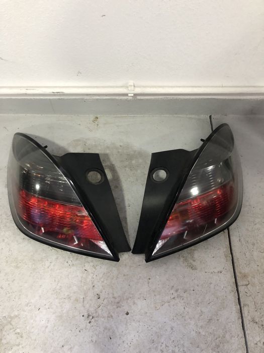 Stop/stopuri stanga/dreapta Opel Astra H GTC