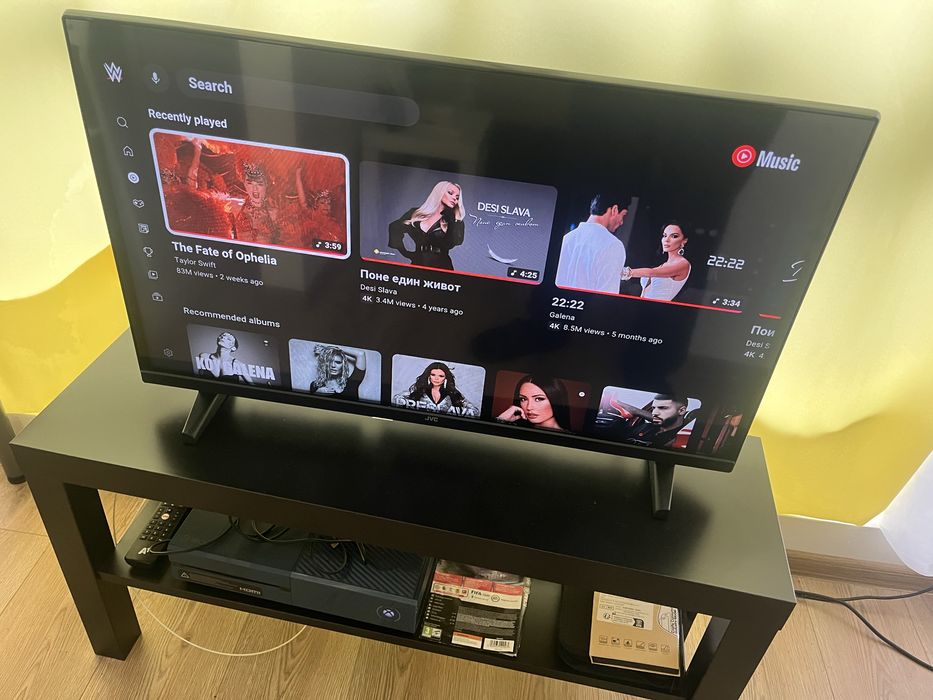 Xbox One 1TB Forza Motorsport blue