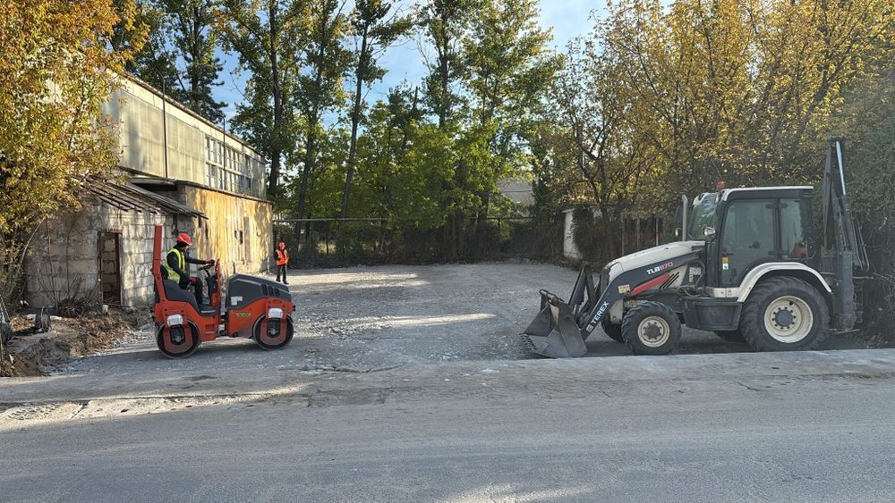 Miniexcavator -Inchiriere Utilaje