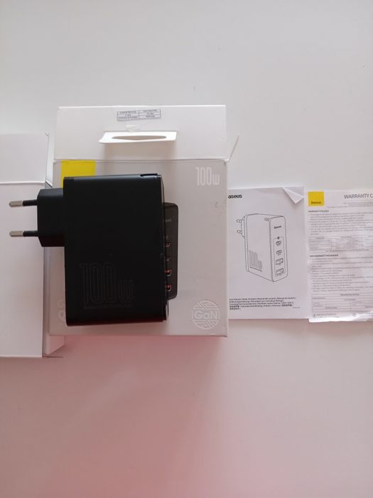Baseus GaN2 Pro бързо мрежово зарядно, 100W, USB/ USB-C, Quick Charge