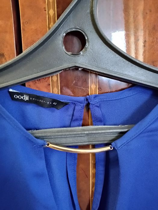 Продам блузку новую