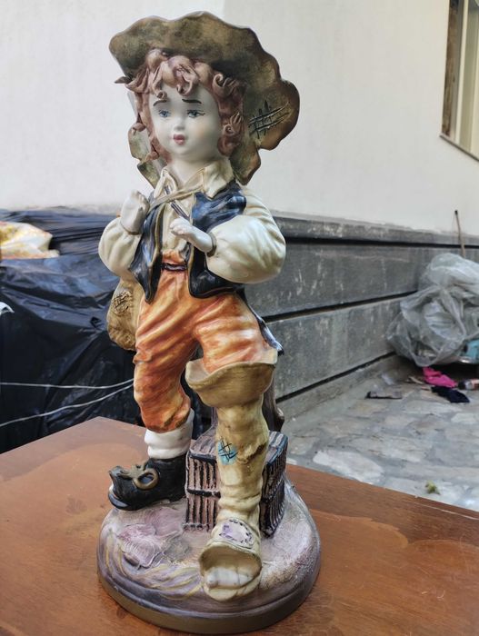 порцеланова статуетка -Capodimonte-Том Сойер