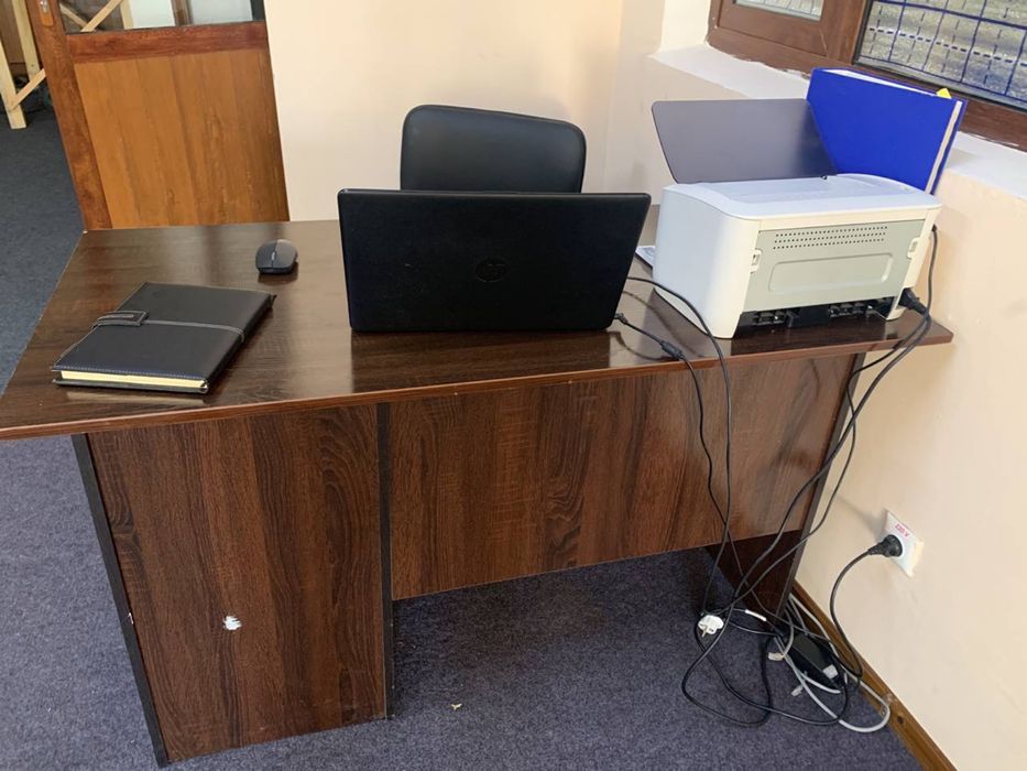 Ofis stol stul va javon divan sotiladi