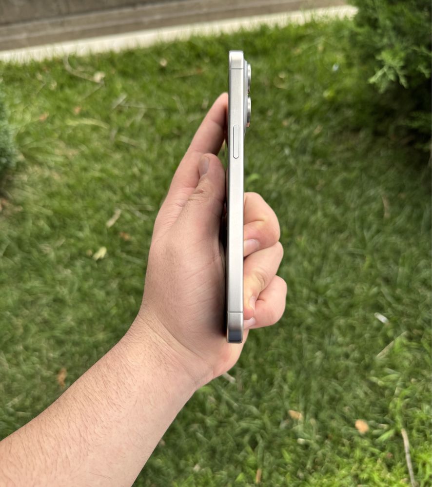 Iphone 15 Pro Max 256 Yengide 86 simkarta usta kormagan karopkasi bor