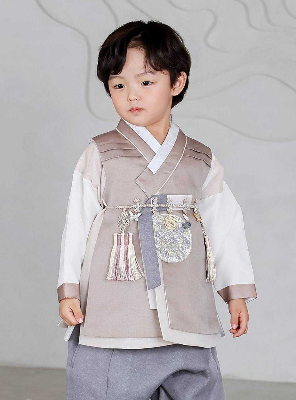 Ханбок детский  - корейские наряды для торжества