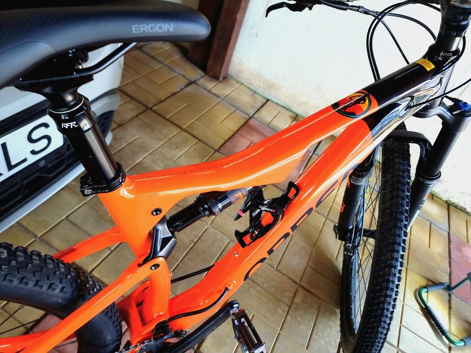 Full suspension Orbea OIZ H2O 29" FOX Float Orange Black