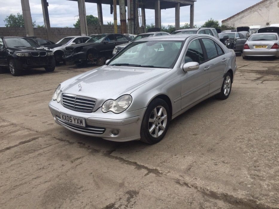 Dezmembrez mercedes c class c203 c204 c205 clk 209 toate motorizarile