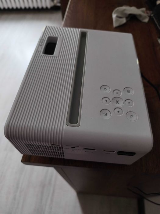 Проектор AOpen QF12