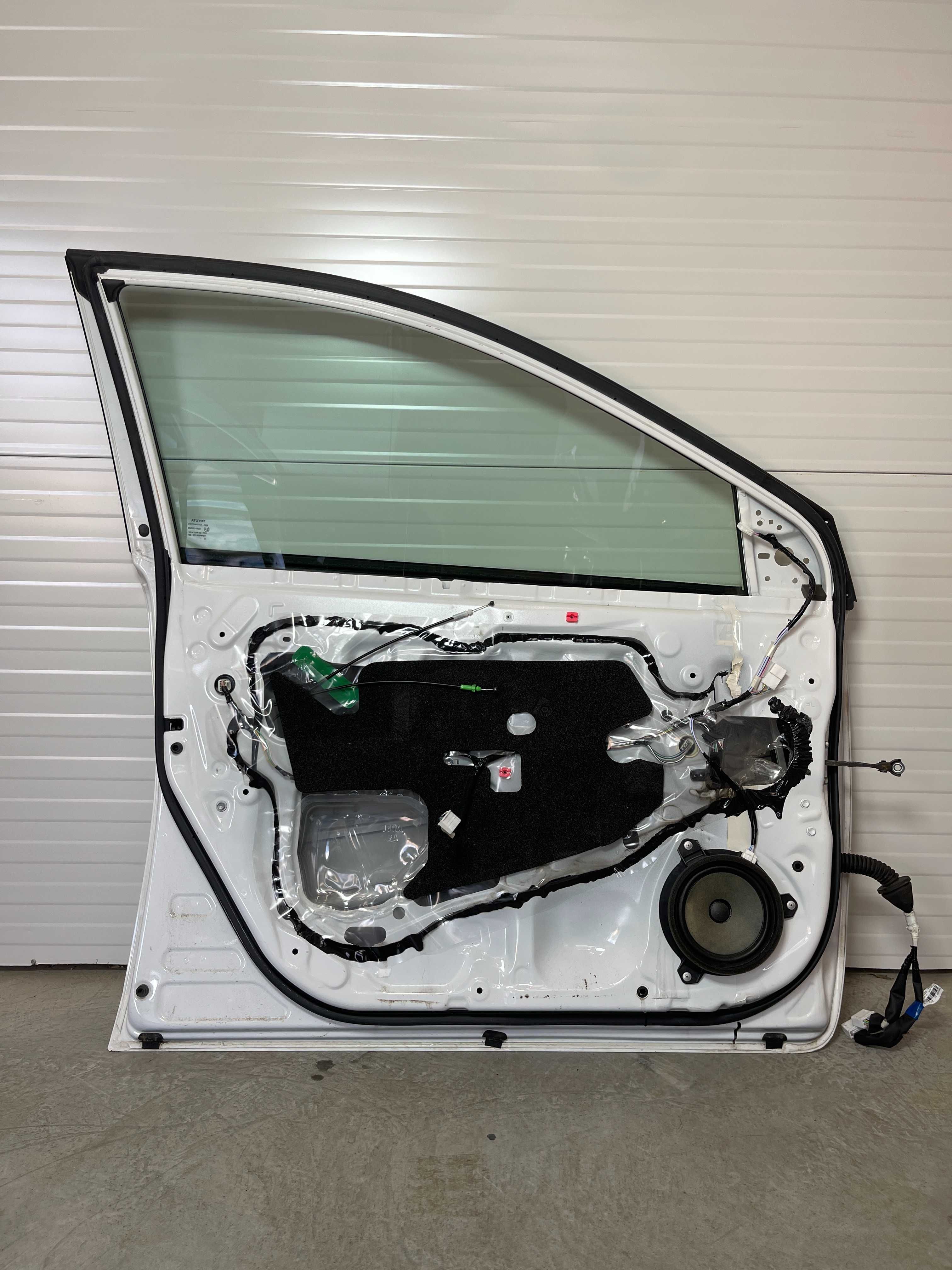 Toyota Auris леви врати