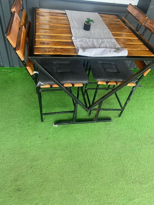 Mese cu 4 scaune – Fier sudat + Lemn masiv – Handmade – 1000 lei/set