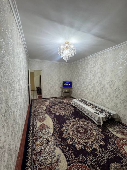 2 xonali Kv sotiladi