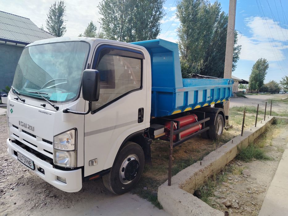 Исузи самасвал сотилади