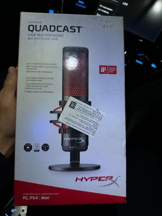 Микрофон HyperX Quadcast