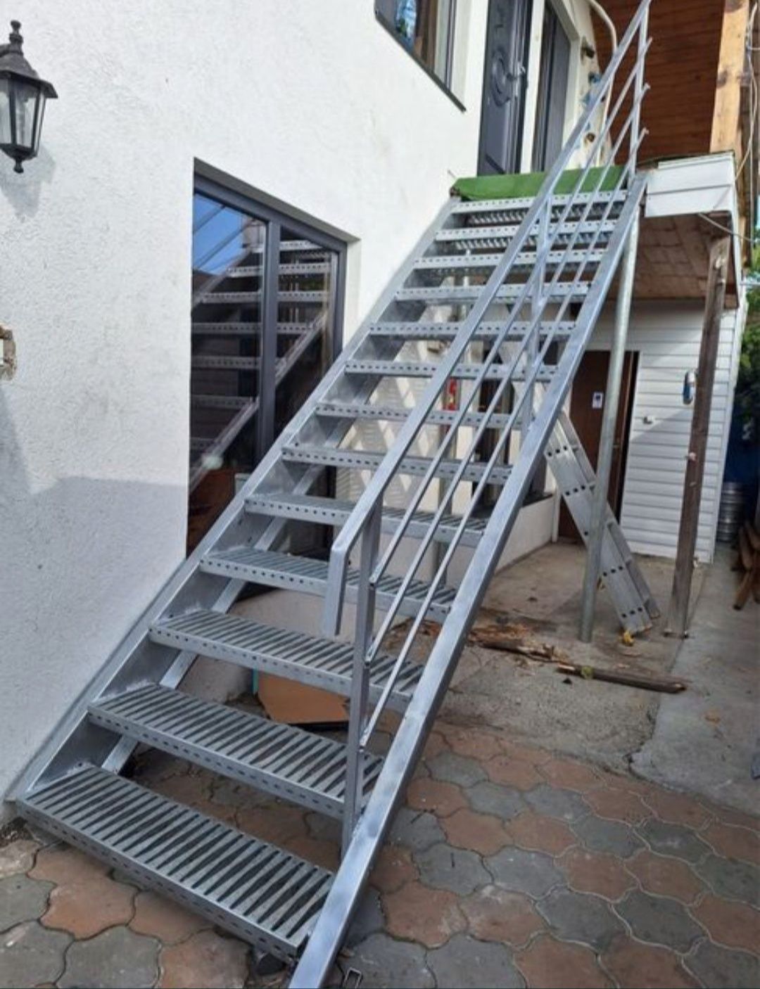 Scări metalice zincate industriale