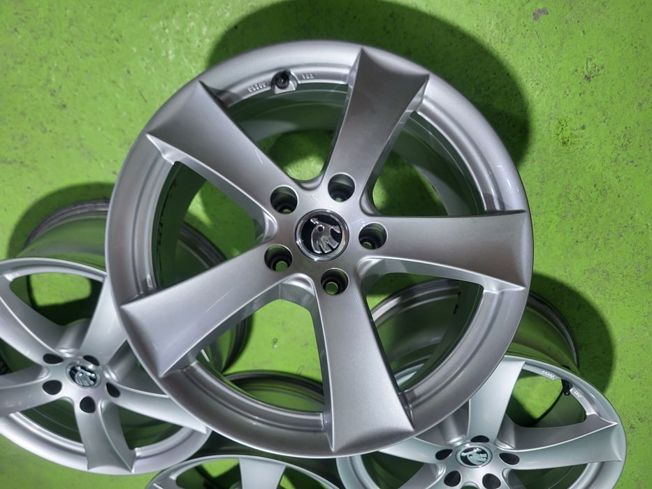 17 5x112 Skoda лети джанти 5х112 шкода
