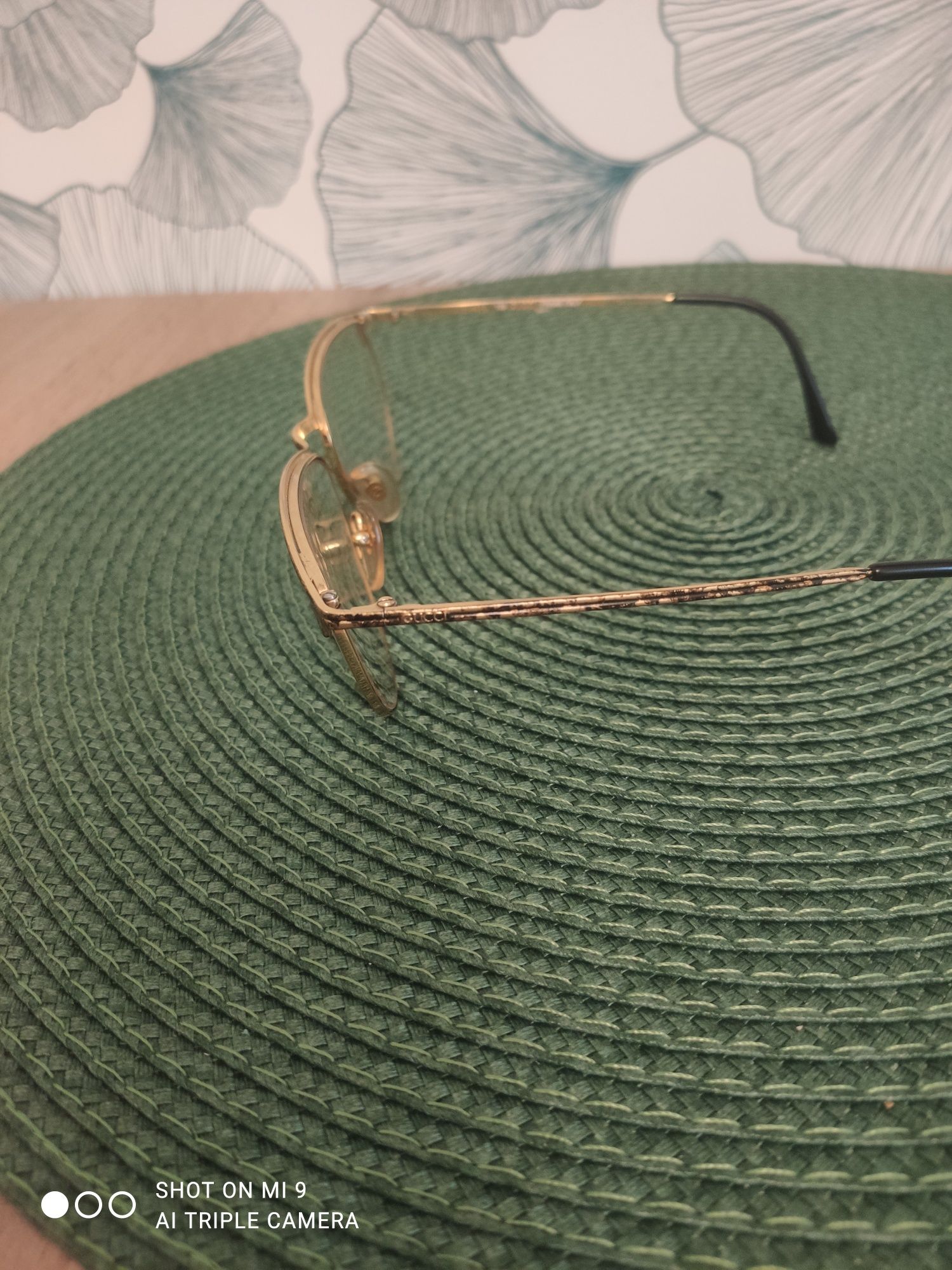 Ochelari Gucci cu lentilă heliomată