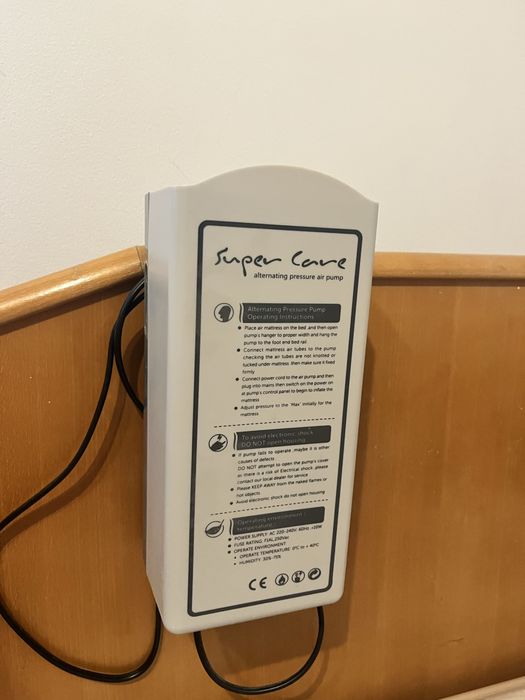 Pat medical electric cu telecomanda antiescarie