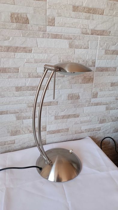 Работна настолна лампа за бюро с димираща функция - 100W