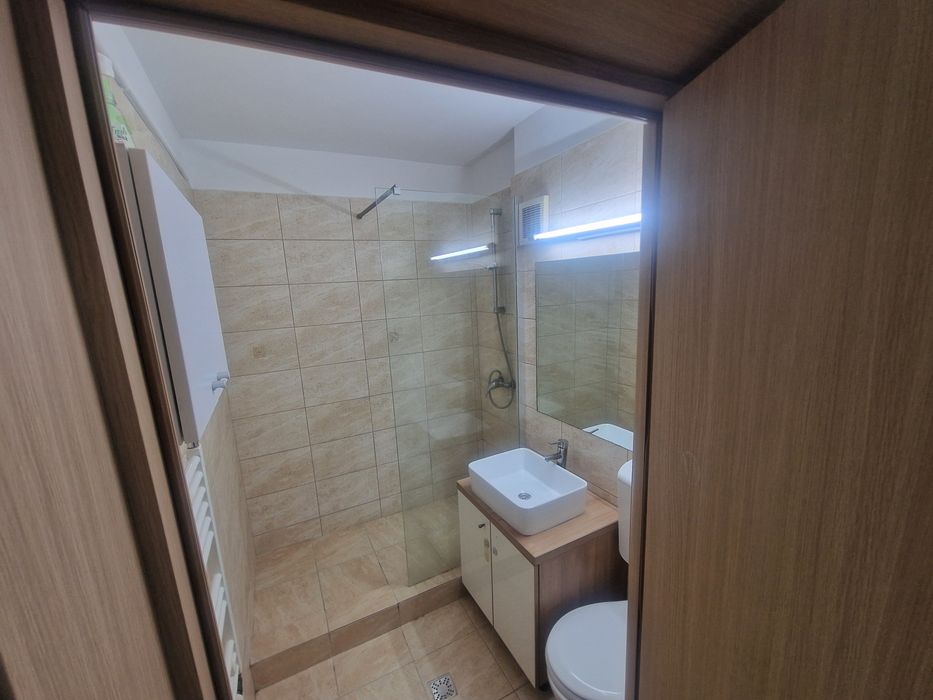 Inchiriez apartament cu 2 camere zona Titan, Arena Națională