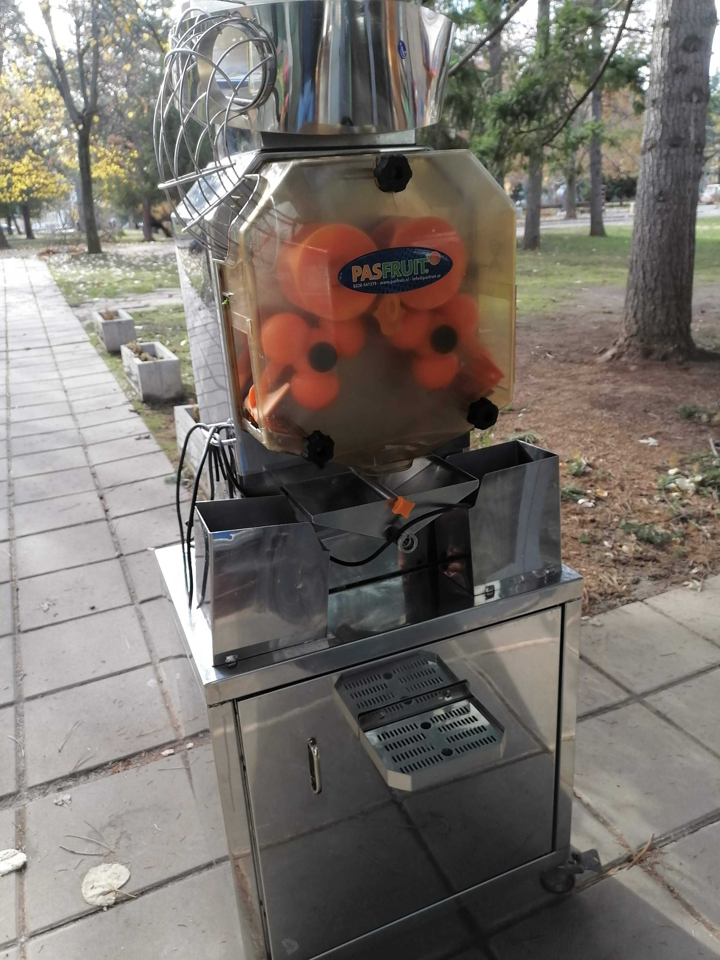 Професионална фреш машина