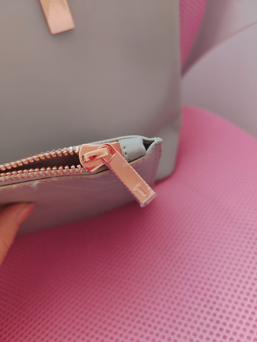 Нова чанта Ted Baker две части -Едно истинско бижу за ценители!